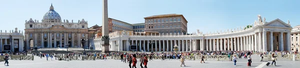 Vatican city center life on May 30, 2014