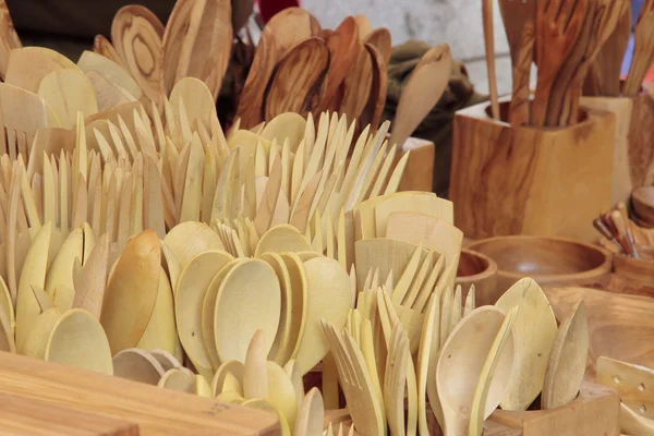 Cookware carved in wood