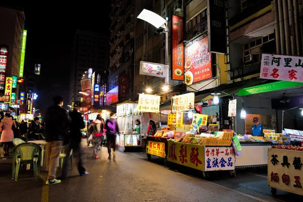 Liuhe Night Market is located conveniently at the heart of Kaohsiung.