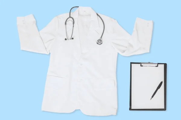 White doctor coat and clipboard