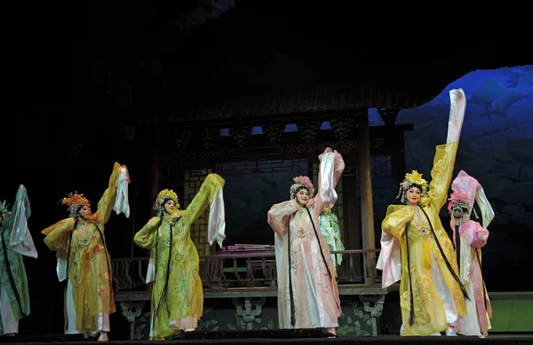 Chinese Cantonese opera performers