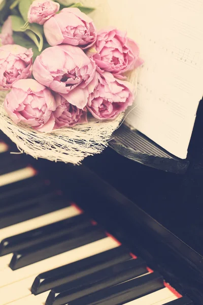Romantic blossom background with flowers and music