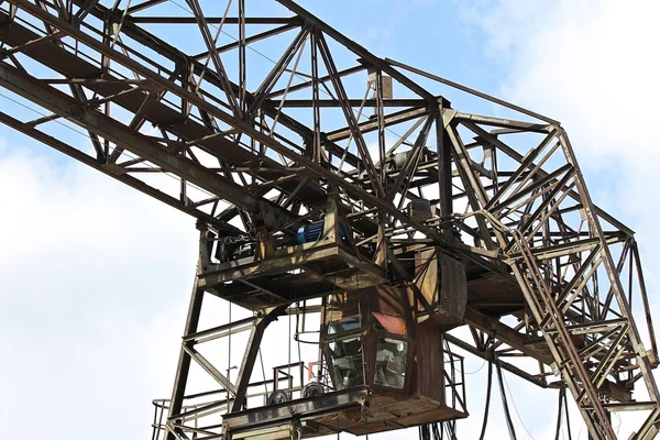 Type of bearing metal structures of gantry crane