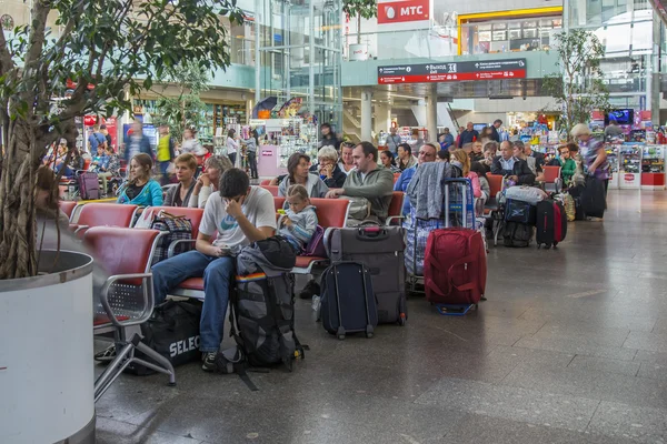 MOSCOW, RUSSIA, on AUGUST 19, 2015. The Leningrad station - one of nine railway stations and the oldest station of Moscow. Passengers in a waiting room