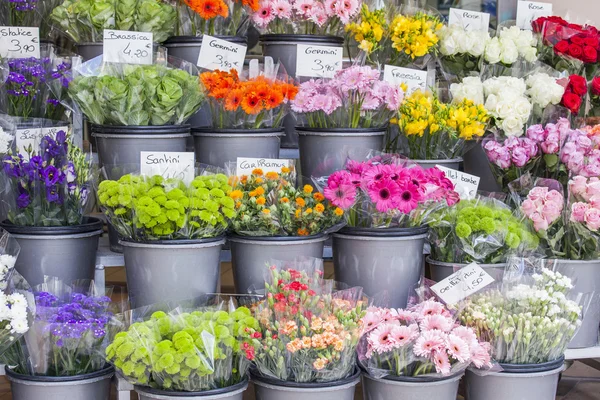 Sale of various flowers in the flower market