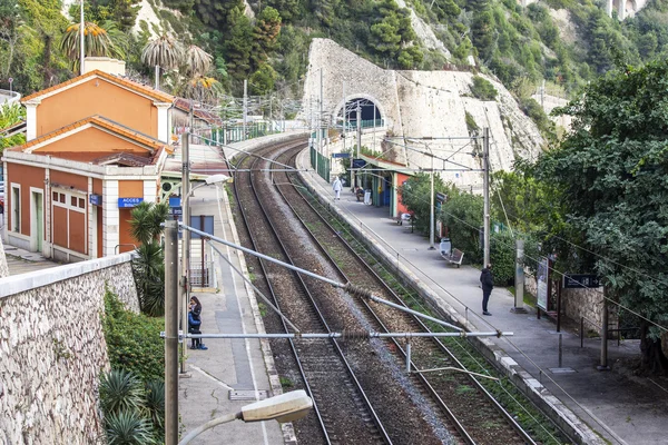 VILLEFRANCHE-SUR-MER, FRANTSIYA, on JANUARY 8, 2016. The railroad passing along the seashore. Railway station. Villefranche-sur-Mer - one of numerous resorts of French riviera, the suburb of Nice