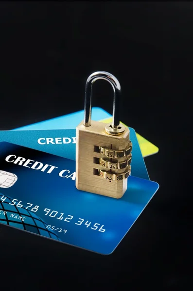 Security lock on multiple blank credit cards