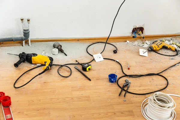 Electric socket repair process