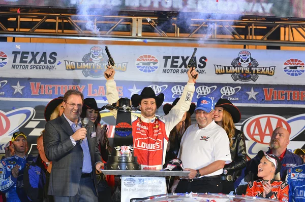 NASCAR:  Nov 02 AAA TEXAS 500