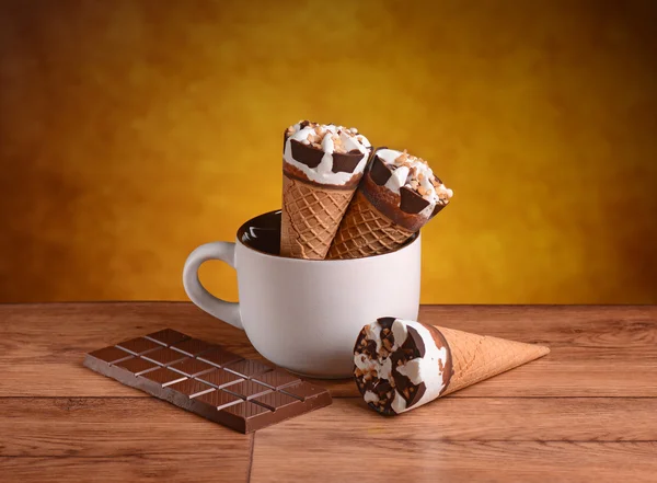 Chocolate ice cream and cream