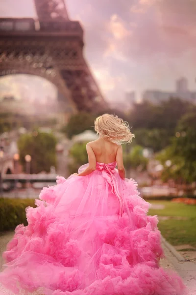 Girl in pink  dress in Paris