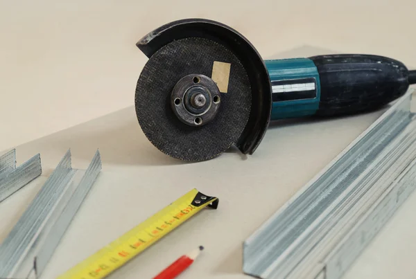 Detachable machine, metal profile, pencil, tape measure