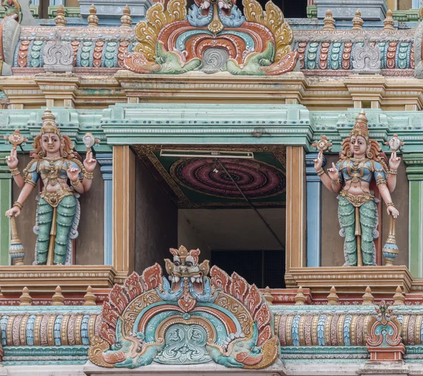 Detail of Rajagopuram of Shirangam Temple.