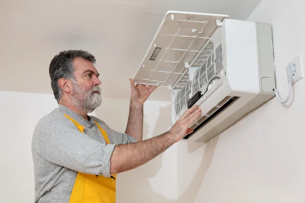 Air condition examine or install