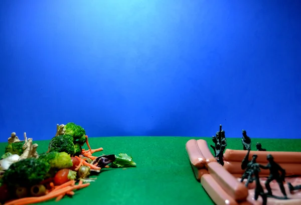 Nutritional war. The army of vegetables against the army of the