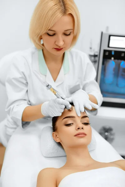 Face Skin Care. Diamond Microdermabrasion Peeling Treatment, Bea