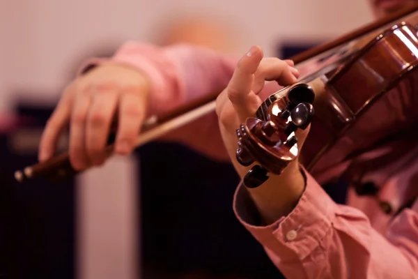 Man playing the violin