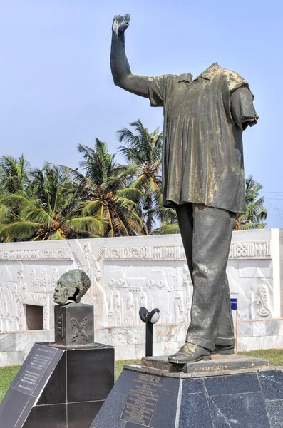 Dr. Kwame Nkrumah Vanzalized Statue