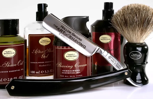 Shave set with The Art of Shaving straight razor and shaving items