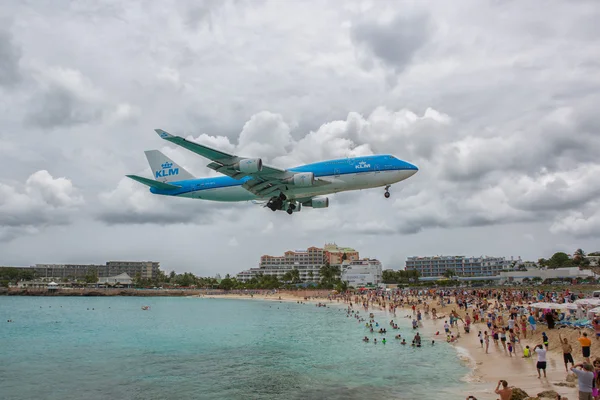 Boeing 747 KLM landing on Saint Martin