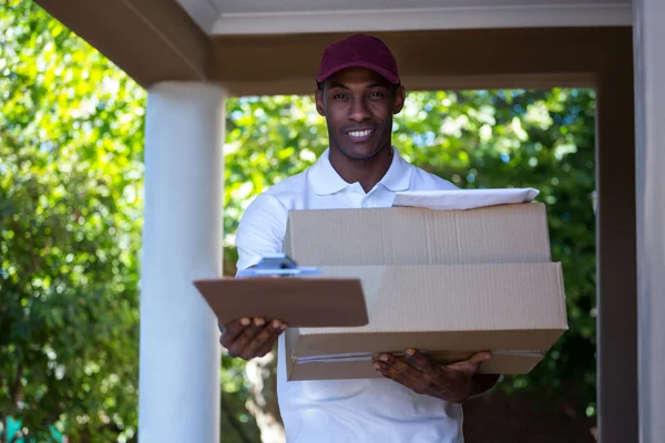 Delivery man with parcel