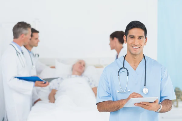 Doctor explaining report to female patient