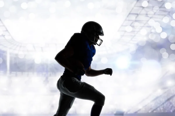 American football player runing
