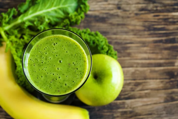 Green juice. Healthy drink. Top view