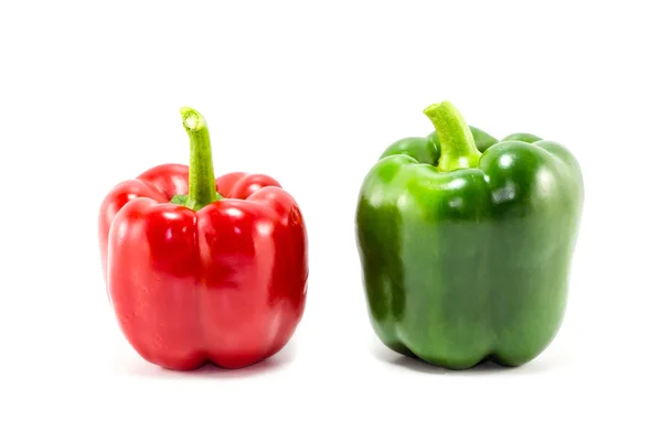 红色和绿色甜椒 - 图库照片jukree#54520321