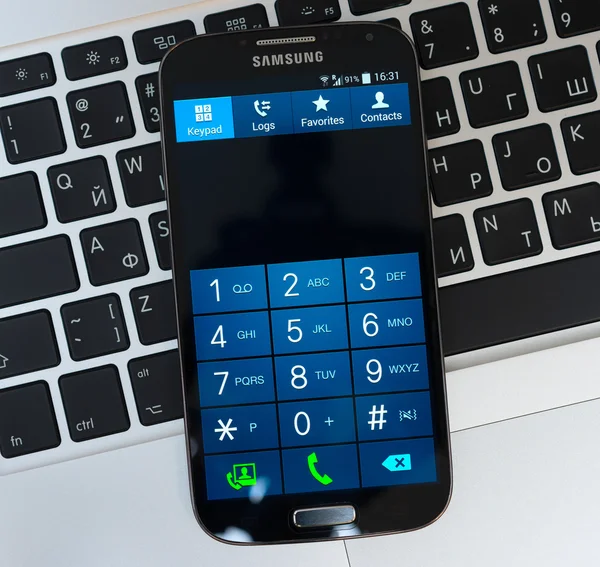 Keypad of Samsung Galaxy S4 device