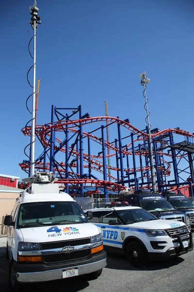 Numerous TV stations covers presidential candidate Bernie Sanders rally at iconic Coney Island boardwalk