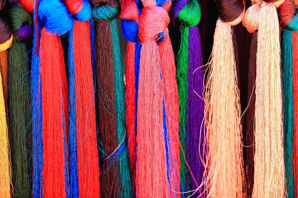Manycolored threads for weaving. Shigatse-Tibet. 1665