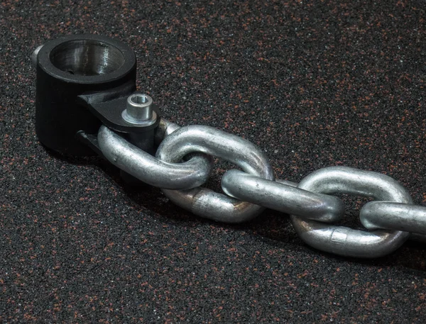 Heavy metal chain for strength training on the floor