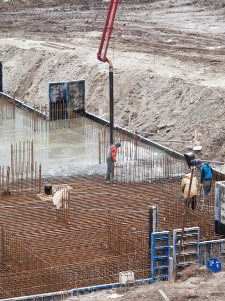 Construction of an apartment house