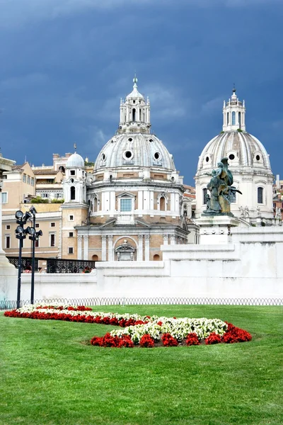 Beautiful view of Piazza Venezia, Rome