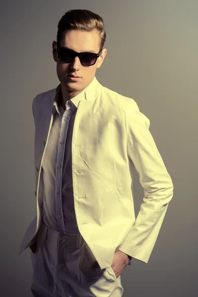 White suit. Men\'s beauty, fashion.