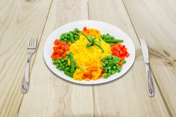 Boiled rice with vegetables