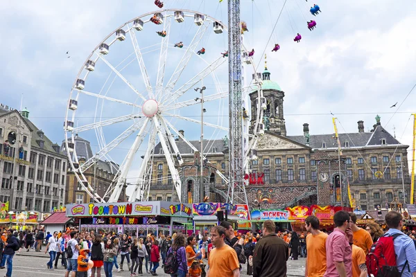 On the Dam square people