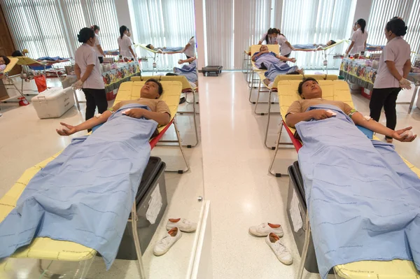 Unidentified blood donors in hospital