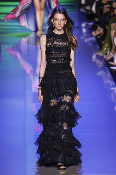 Elie Saab show