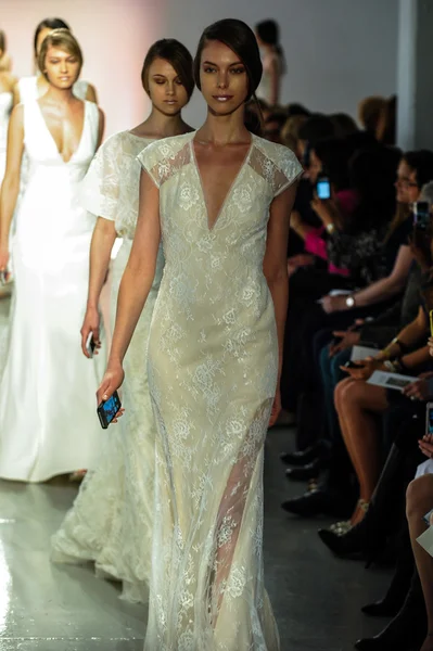 RIVINI Spring 2015 Bridal collection show