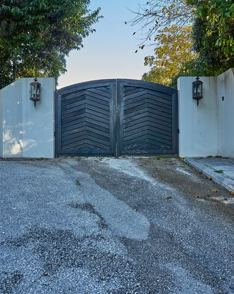 Contemporary house gate entrance