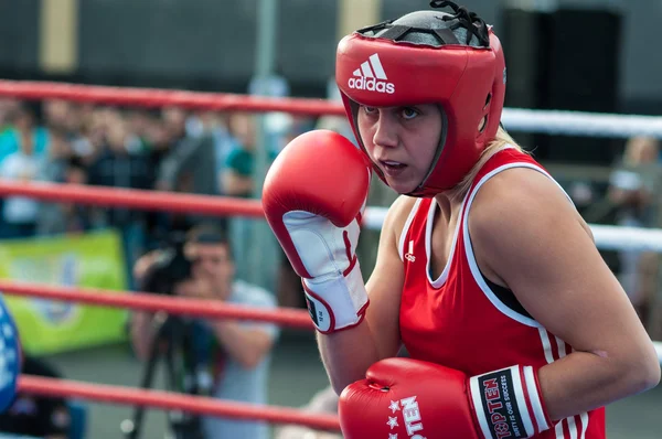 Girls in boxing competition