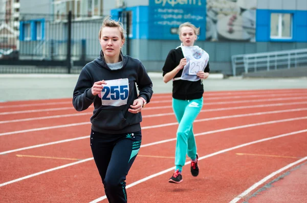 Girls compete in the run, Orenburg, Russia