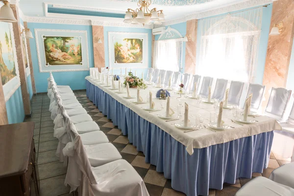Elegant long table at a wedding reception