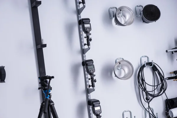 Lighting equipment in a photographic studio