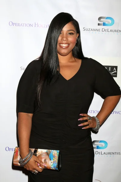 Guest at the Suzanne DeLaurentiis Productions Gifting Suite