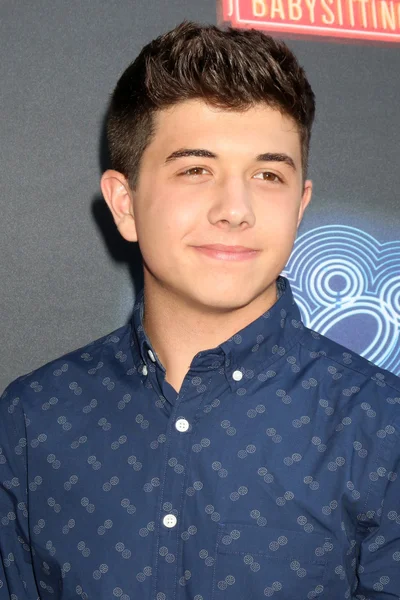 Bradley <b>Steven Perry</b> – Redaktionelle Stock-Fototografie - depositphotos_114548672-Bradley-steven-perry