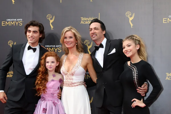 Dog with a Blog Cast, Blake Michael, Francesca Capaldi, Beth Littleford, Stephen Full, G. Hannelius