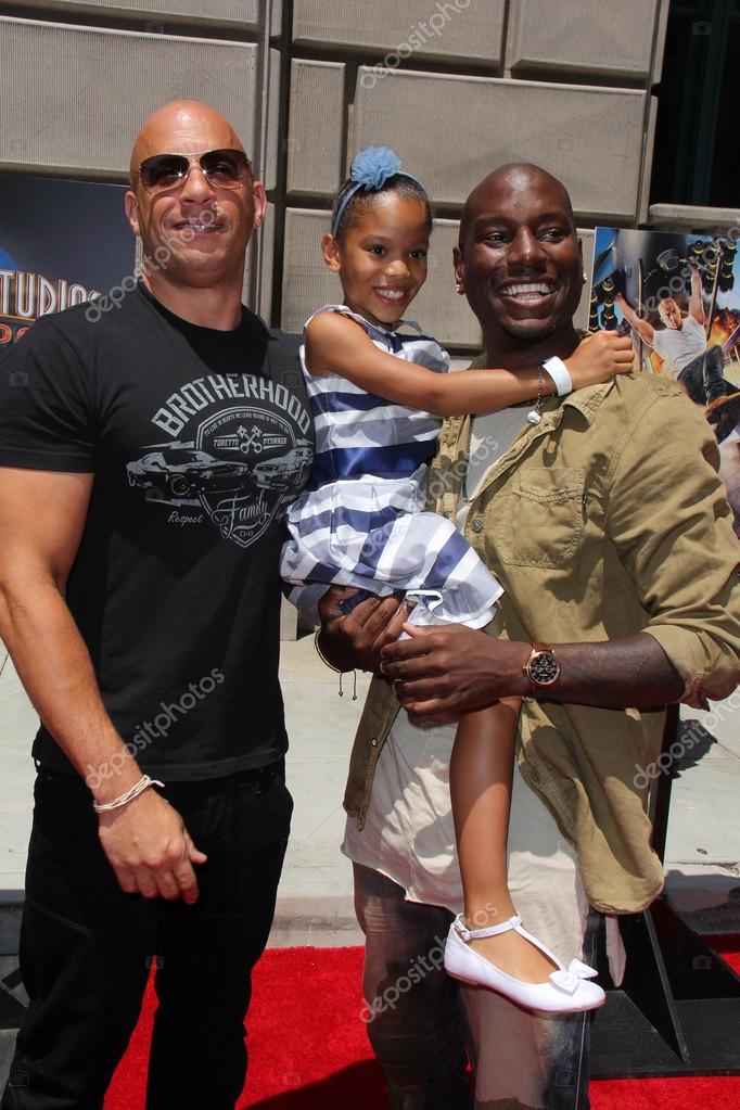 Vin diesel and tyrese gibson Can vin diesel and tyrese gibson fantasy))))
